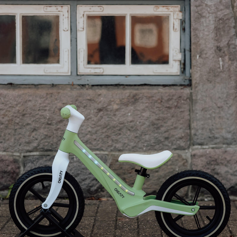 Chanty Go Green Balance Bike | With Integrated Light