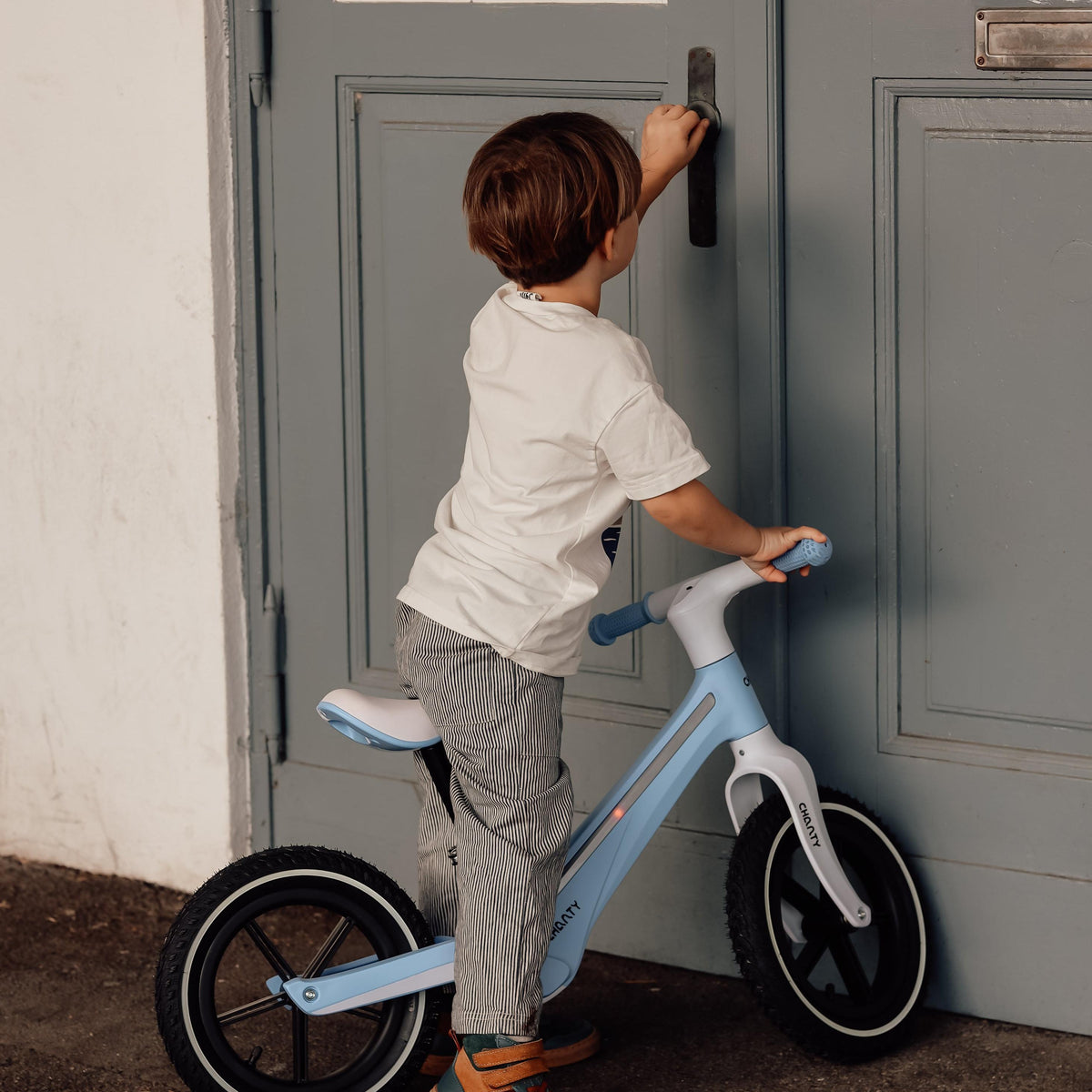 Chanty Go Blue Balance Bike | With Integrated Light