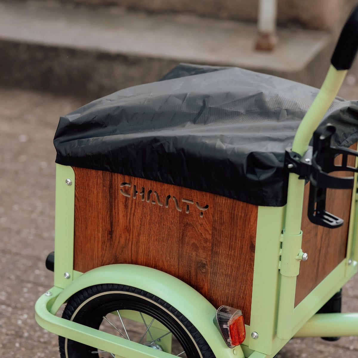 Rain cover for children's cargo bike